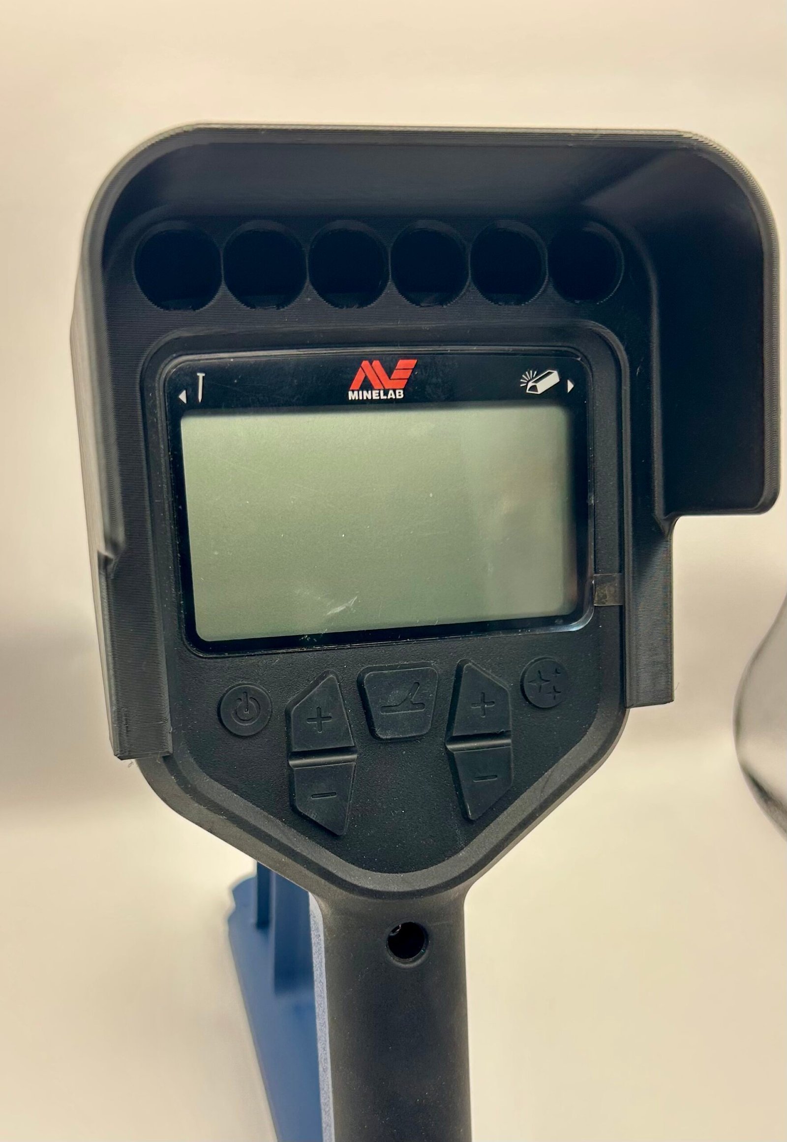 Minelab GOLD MONSTER 2000 / 1000 Series Screen Cover with Integrated Sound Horn 2 THP Tryhard Prospecting Minelab Gold Monster 1000 and 2000 Series Screen Cover with Integrated Speaker Horn