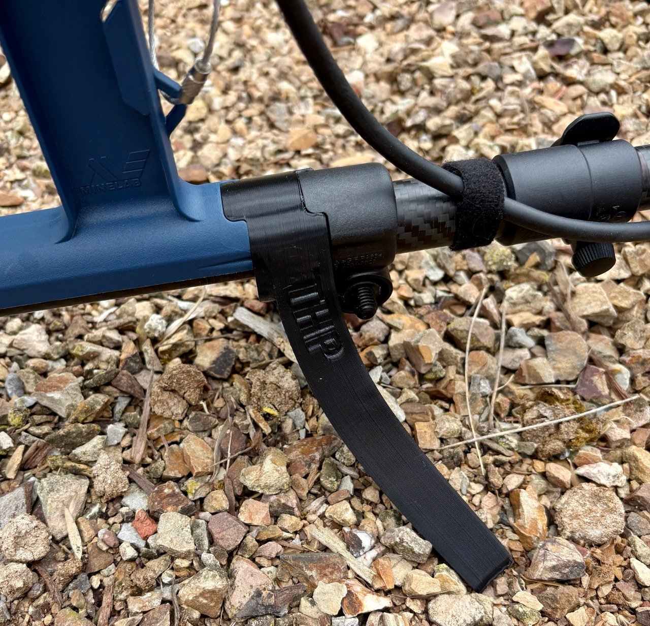THP Flexible Detector Stand | Suits Minelab Gold Monster 1000 & 2000 4 THP flexible anti-tip detector stand fitted to Minelab Gold Monster 2000 shaft